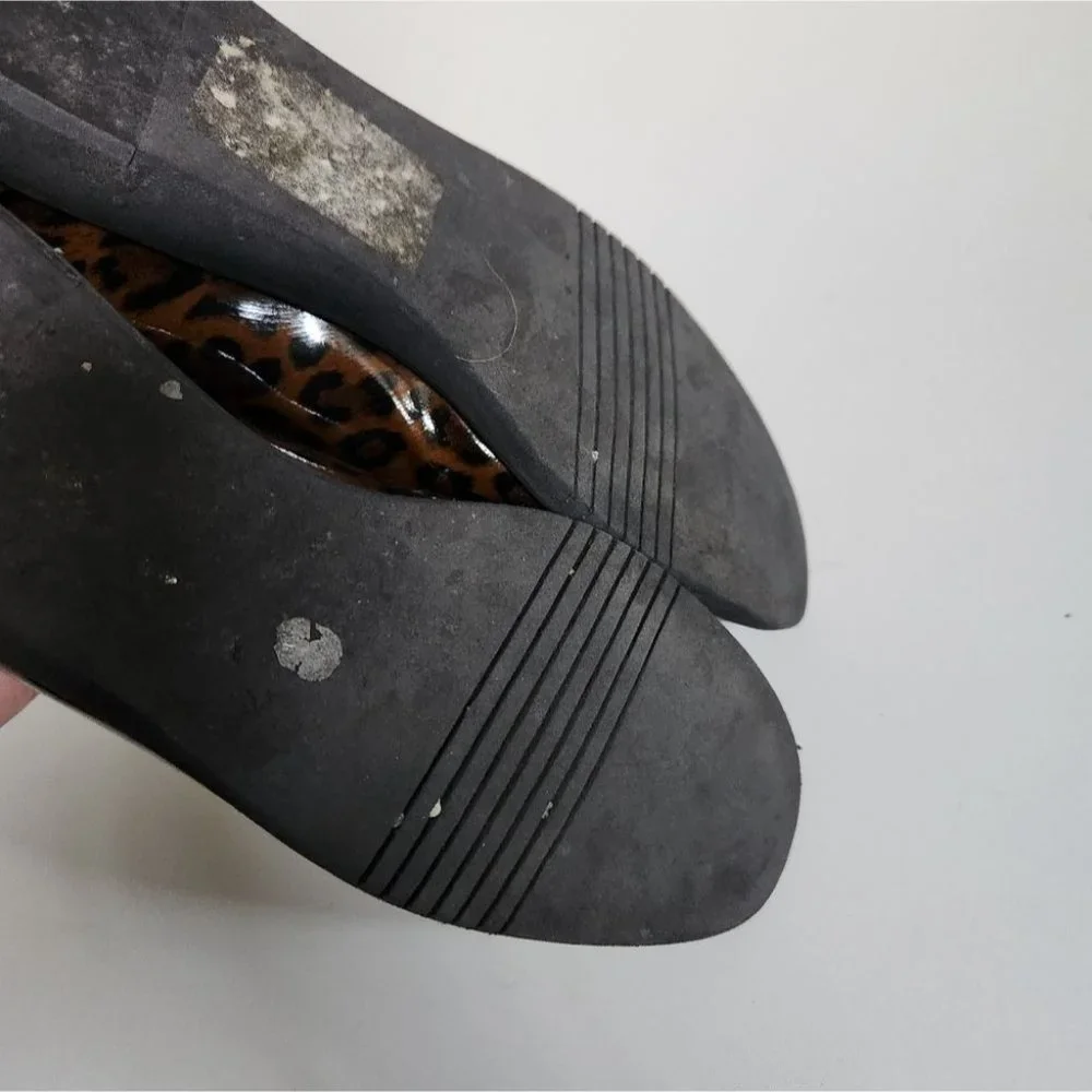 *SOLD* SALVATORE FERRAGAMO | Animal print loafers patent leather brown sz 6B - Picture 5 of 7